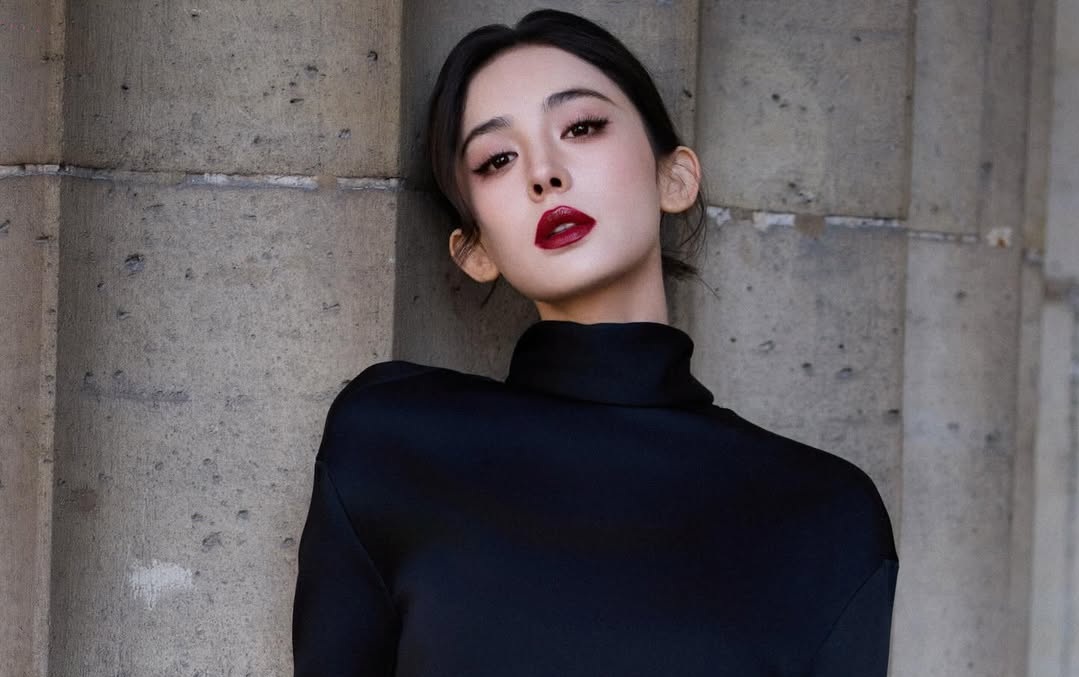 Guli Nazha di Tom Ford Spring/Summer 2026 di Paris. (Instagram)